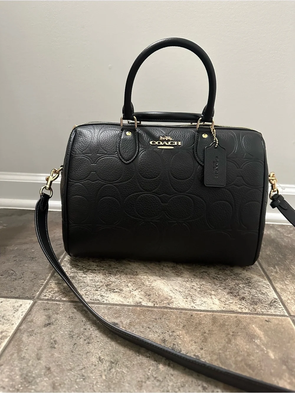 NWT Large Coach Black Embossed Pebbled Leather Satchel with Gold Hardware - Picture 2 of 9